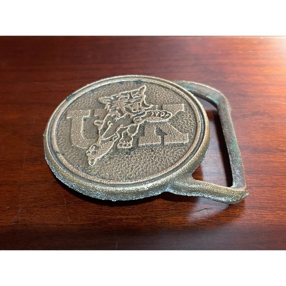 University Of Kentucky UK Wildcats Brass Belt Buckle Back Woods Buckle Co USA - Picture 6 of 7